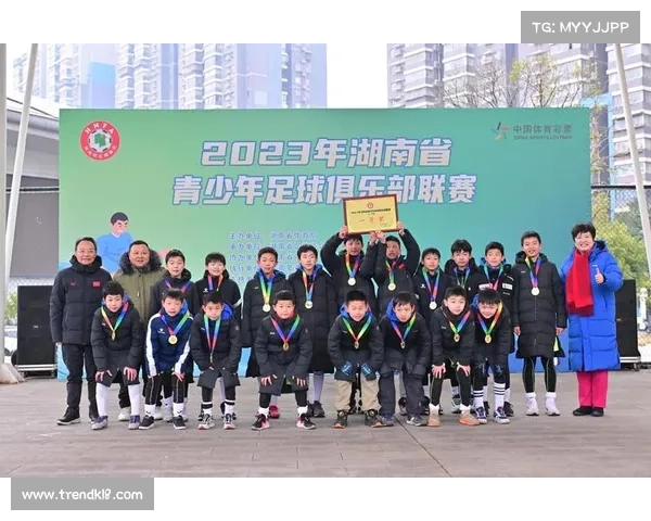 蒙牛携手青少年联赛百万奖金助力校园足球发展激励青少年热情 蒙牛携手青少年联赛百万奖金助力校园足球发展激励青少年热情