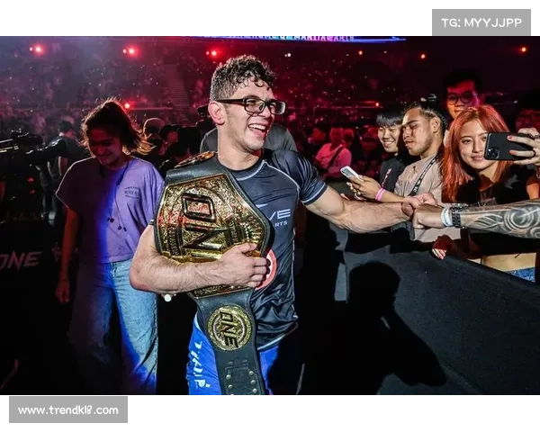 里德尔因违禁药物停赛可能转战独立摔跤界面临职业新挑战 里德尔因违禁药物停赛可能转战独立摔跤界面临职业新挑战